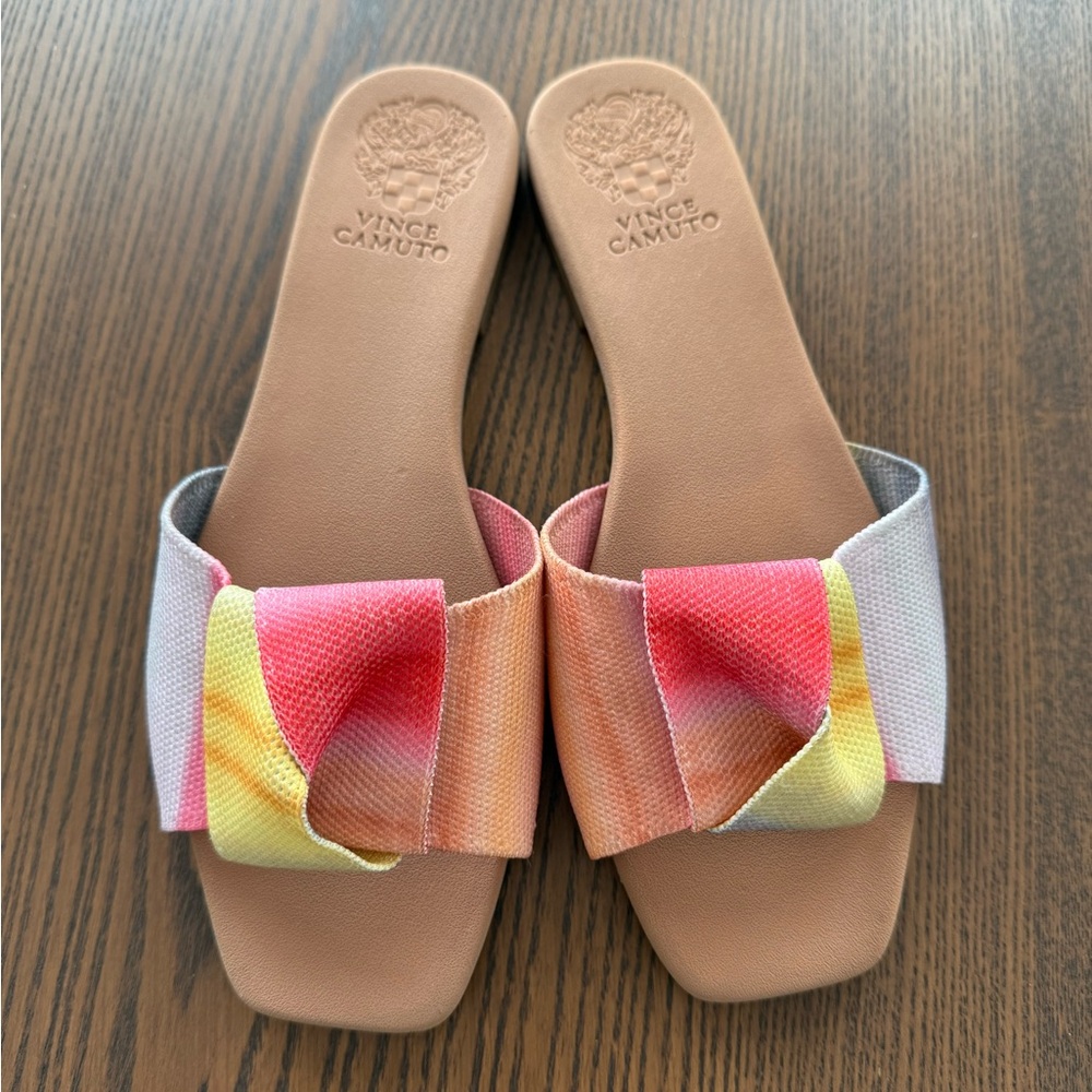 Vince Camuto Skylinna Sandals /Slides